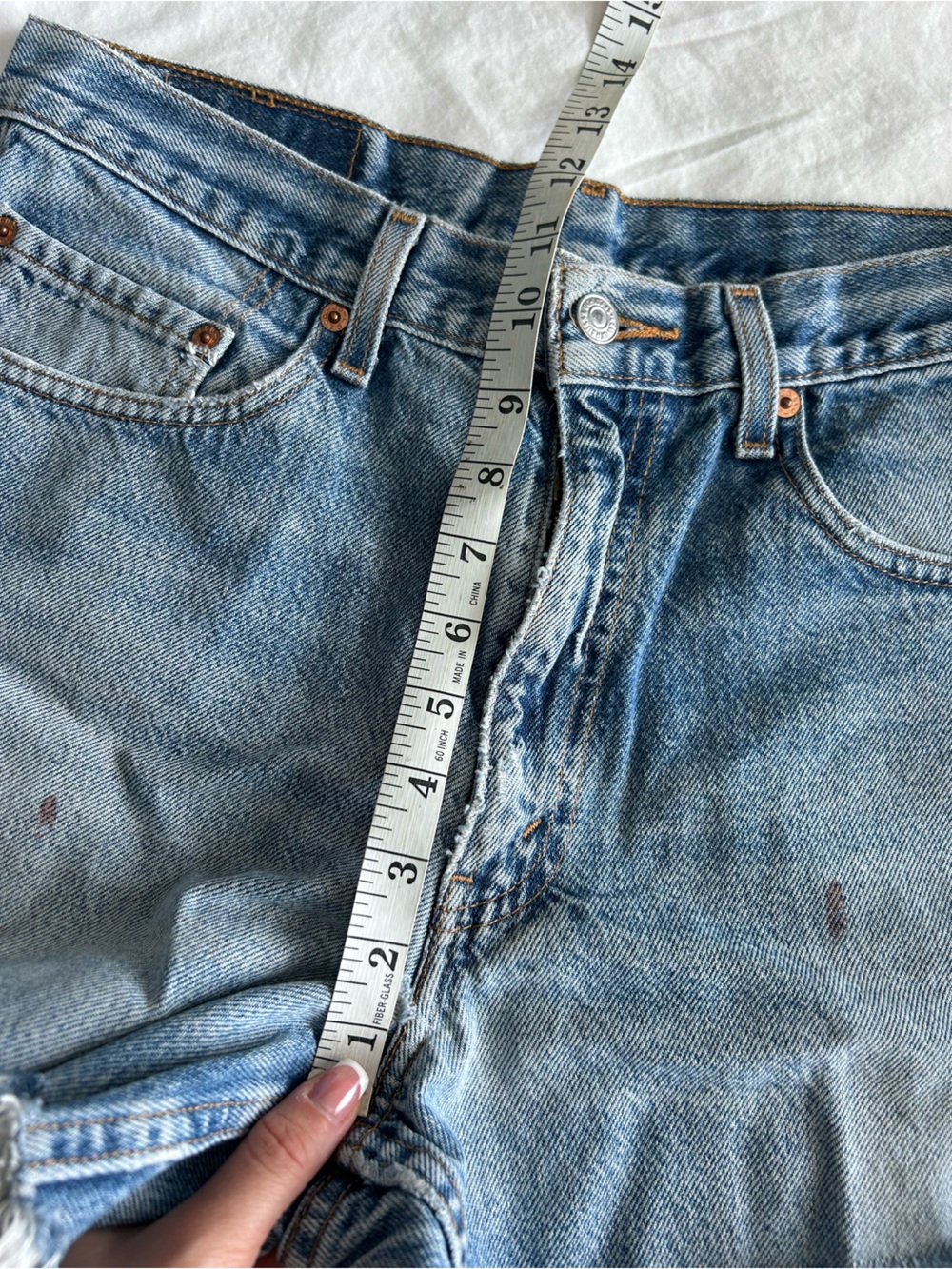 Levi's 550s Light Wash Distressed Denim Cutoff Shorts - Picture 14 of 15